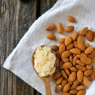 Almond Cuts Premium- Baking & Desserts