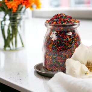 Sesame Seeds Coloured / Plain